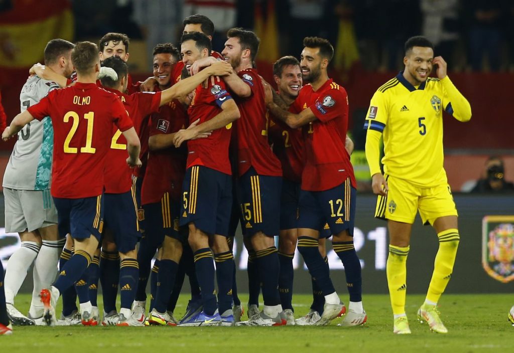 La roja football team Seville