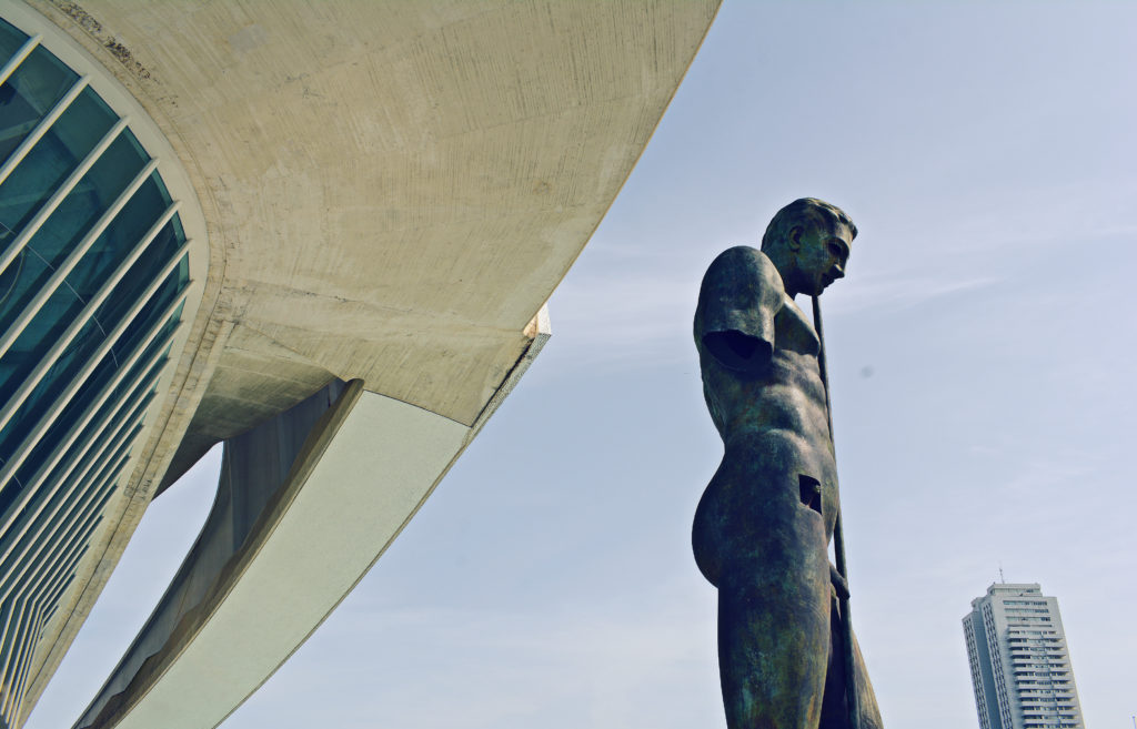 Igor Mitoraj at City of Arts and Sciences © PAUL KNOWLES / VALENCIA LIFE